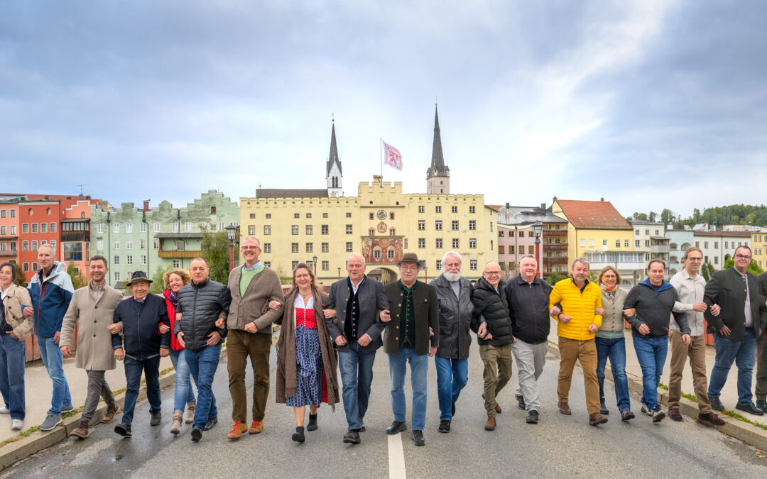 Bürgermeisterkandidat und Kandidaten stellen sich vor